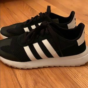 Adidas Swift Run Women’s Sneakers